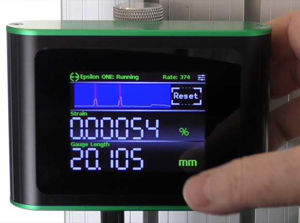 Epsilon ONE extensometer control display